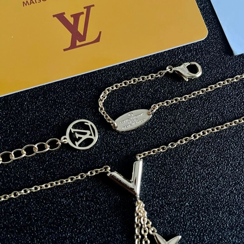 Soft Louis Vuitton Necklaces 251001