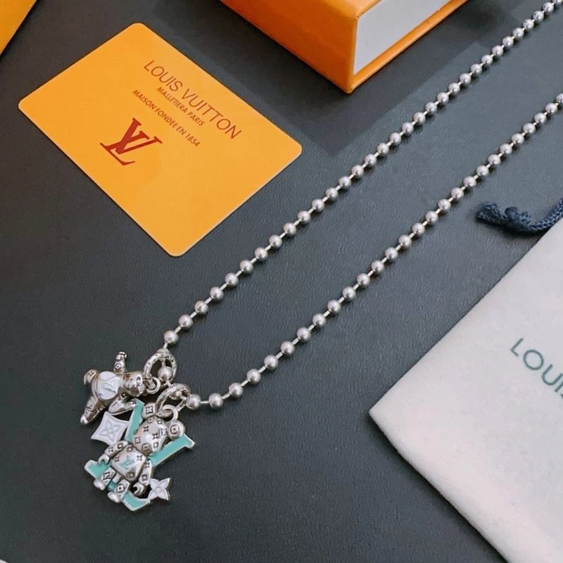 Louis Vuitton Necklaces Elegant 250996