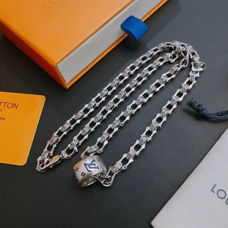 WellDesigned Louis Vuitton Necklaces 250994