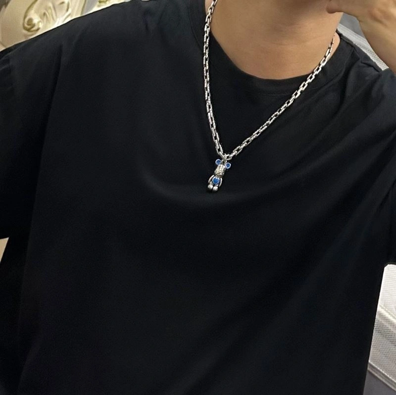 Louis Vuitton Necklaces WrinkleFree 250998
