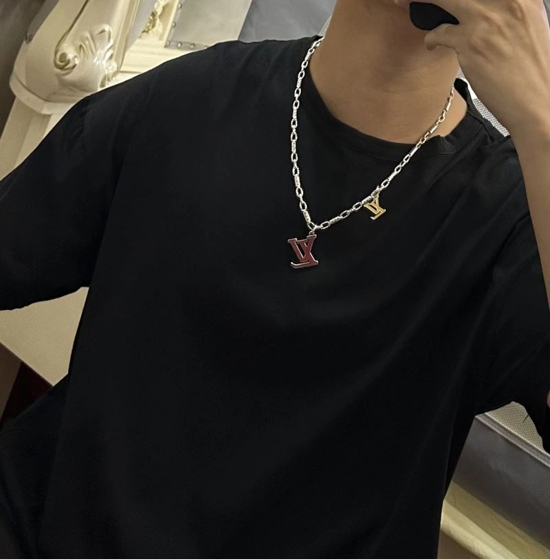 UrbanStyle Louis Vuitton Necklaces 251007