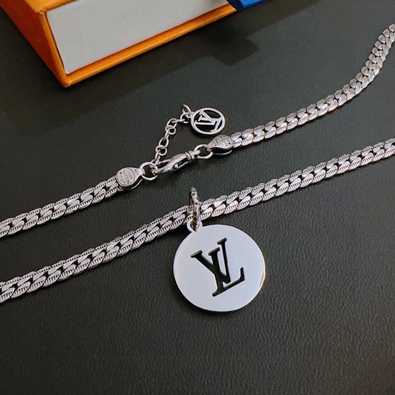 Louis Vuitton Necklaces Reliable 250924