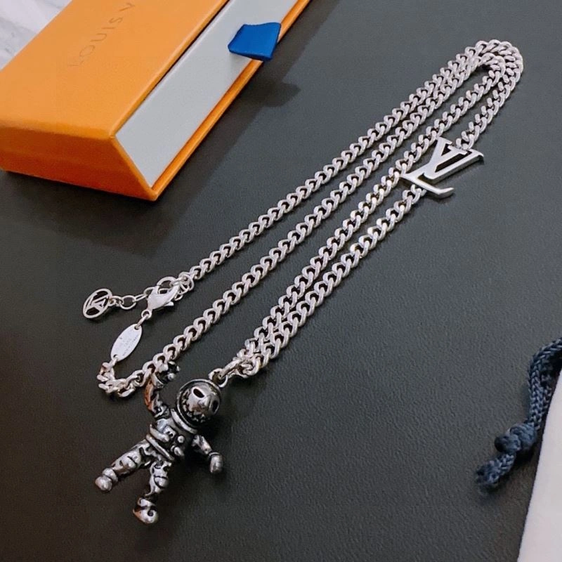 HighPerformance Louis Vuitton Necklaces 250918