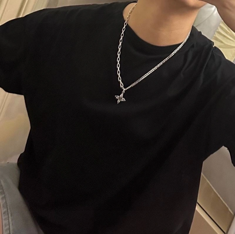 Louis Vuitton Necklaces Tailored 250928
