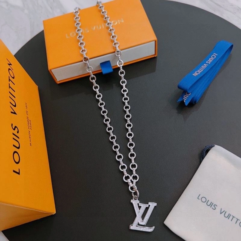 RelaxedFit Louis Vuitton Necklaces 250903