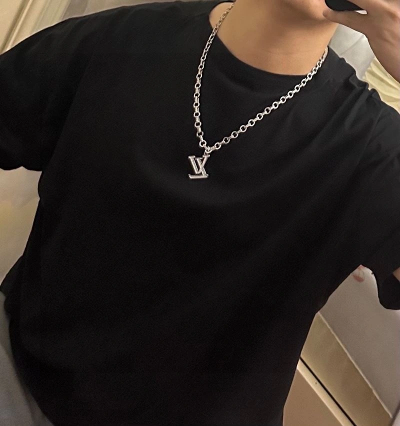 RelaxedFit Louis Vuitton Necklaces 250903