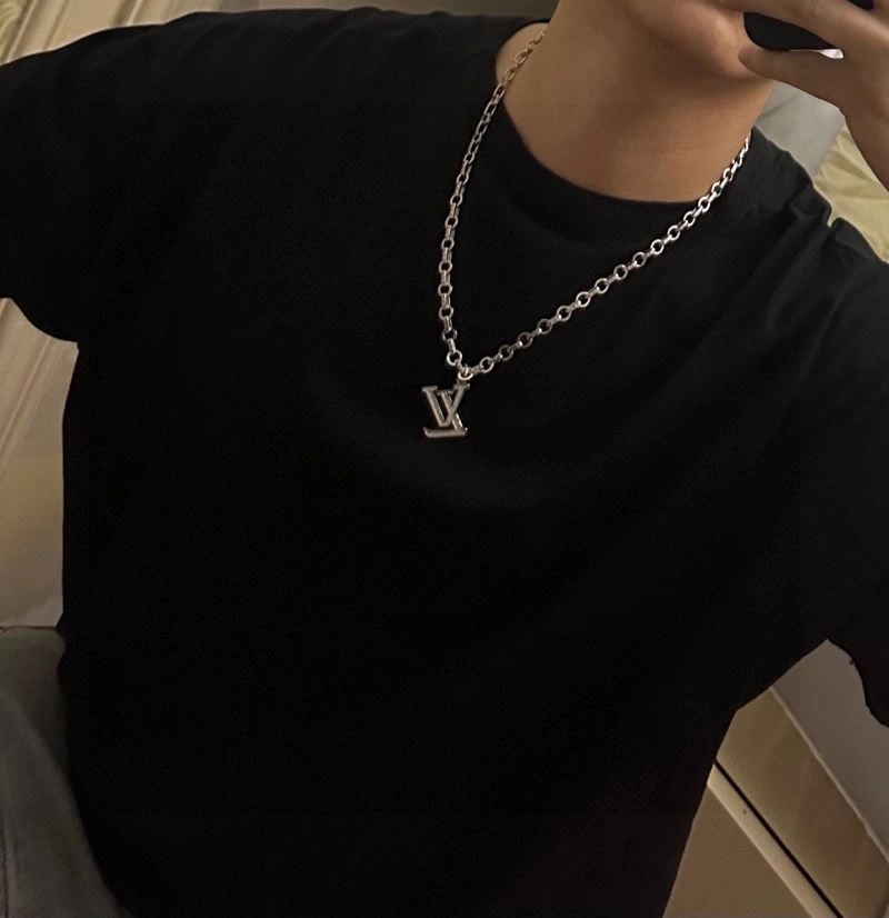 RelaxedFit Louis Vuitton Necklaces 250903