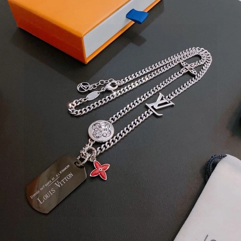 Louis Vuitton Necklaces Neat 250914