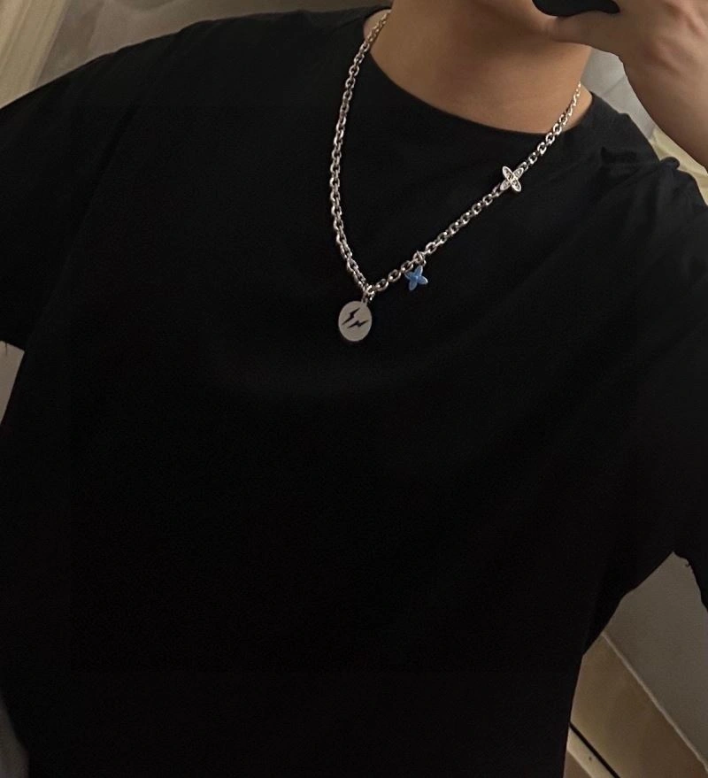 Louis Vuitton Necklaces Premium 250917