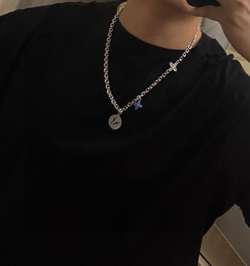 Louis Vuitton Necklaces Premium 250917