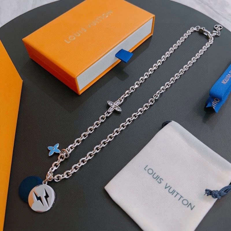 Louis Vuitton Necklaces Premium 250917