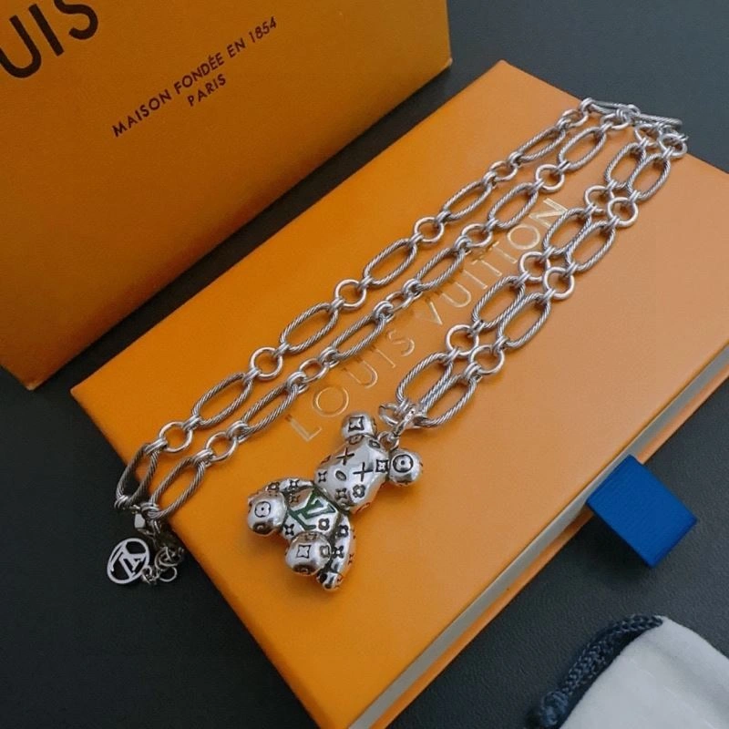 Louis Vuitton Necklaces Durable 250919