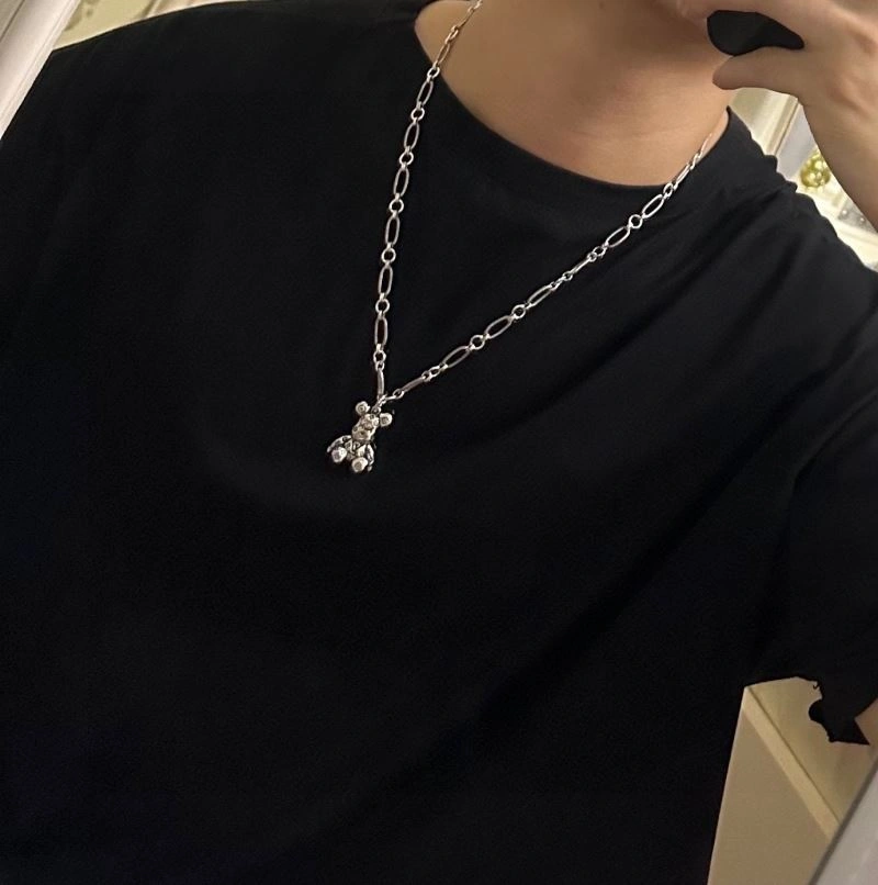 Louis Vuitton Necklaces Durable 250919