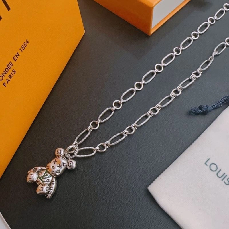 Louis Vuitton Necklaces Durable 250919