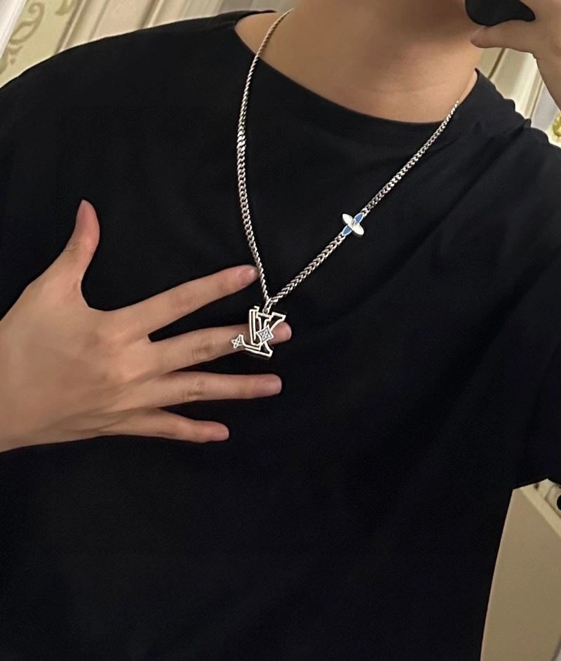 Louis Vuitton Necklaces Cozy 250911