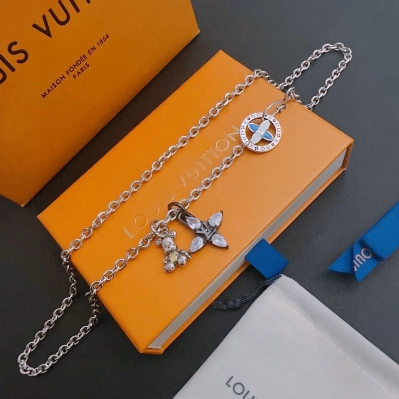 EasyCare Louis Vuitton Necklaces 250927