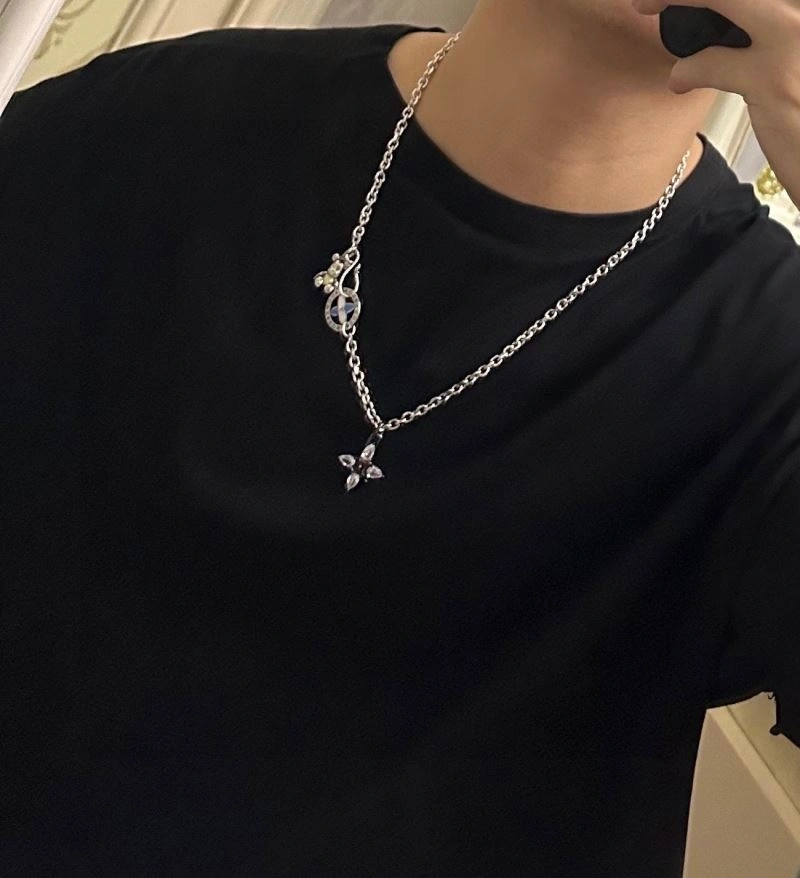 EasyCare Louis Vuitton Necklaces 250927