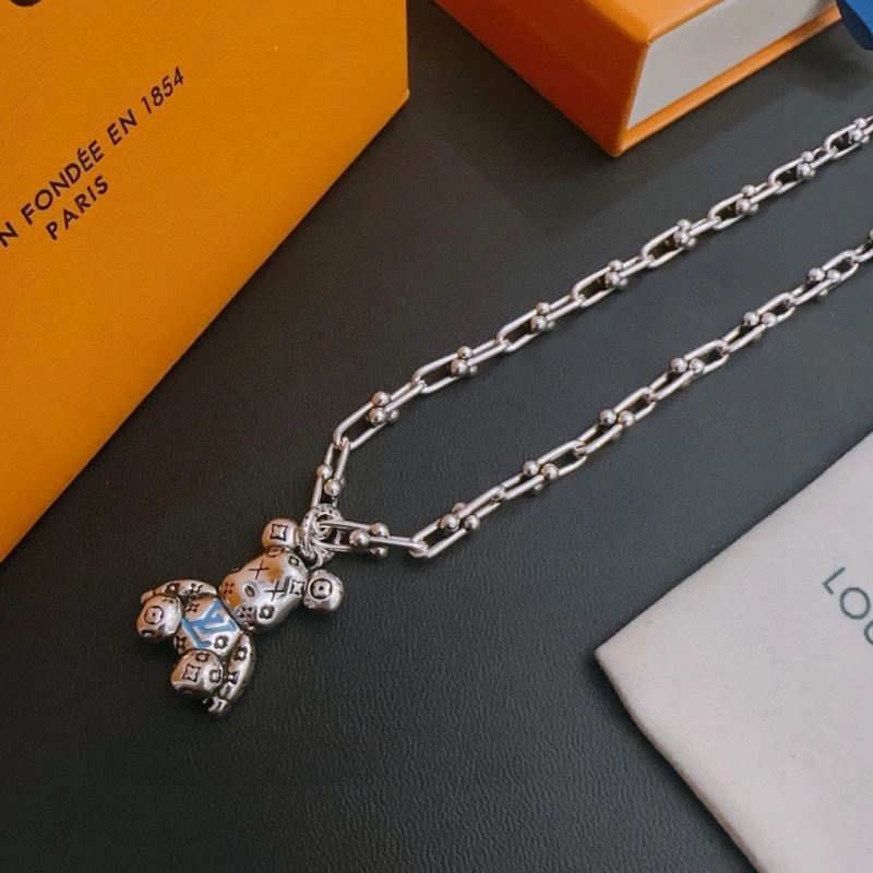 Louis Vuitton Necklaces Unique 250915