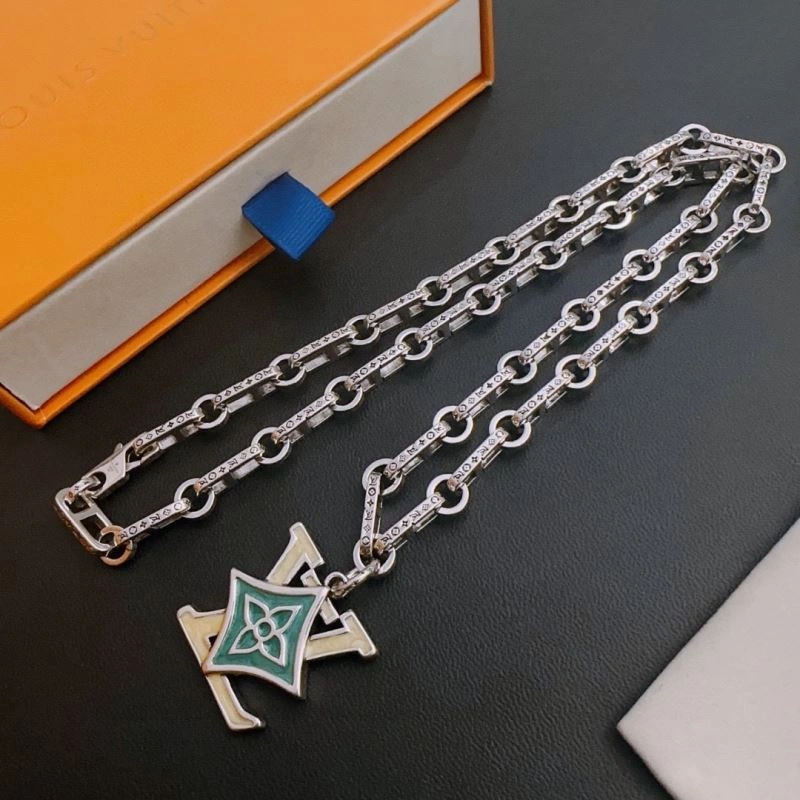 Lightweight Louis Vuitton Necklaces 250923