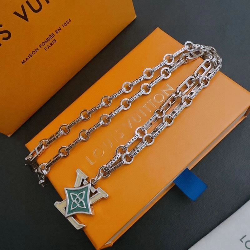 Lightweight Louis Vuitton Necklaces 250923