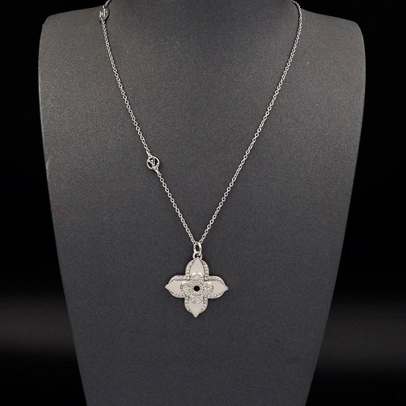Louis Vuitton Necklaces RelaxedFit 250899