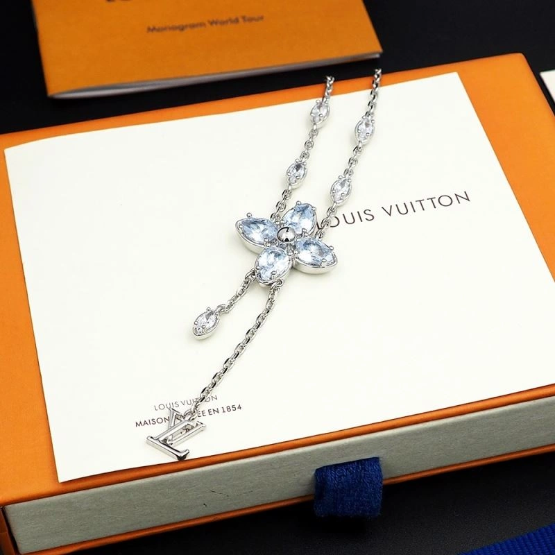 Louis Vuitton Necklaces Durable 250895