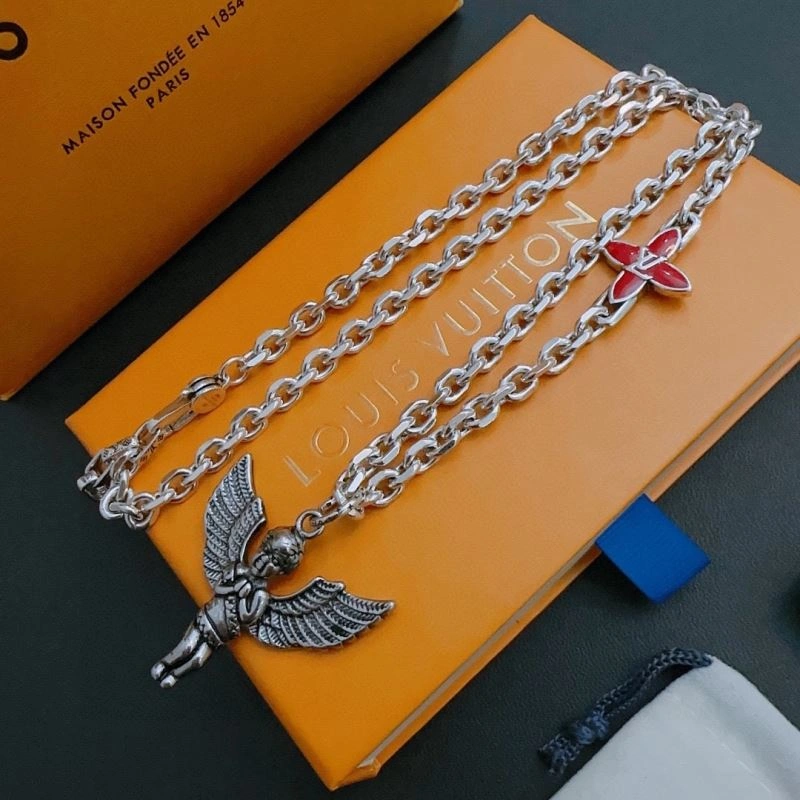 Louis Vuitton Necklaces Soft 250892