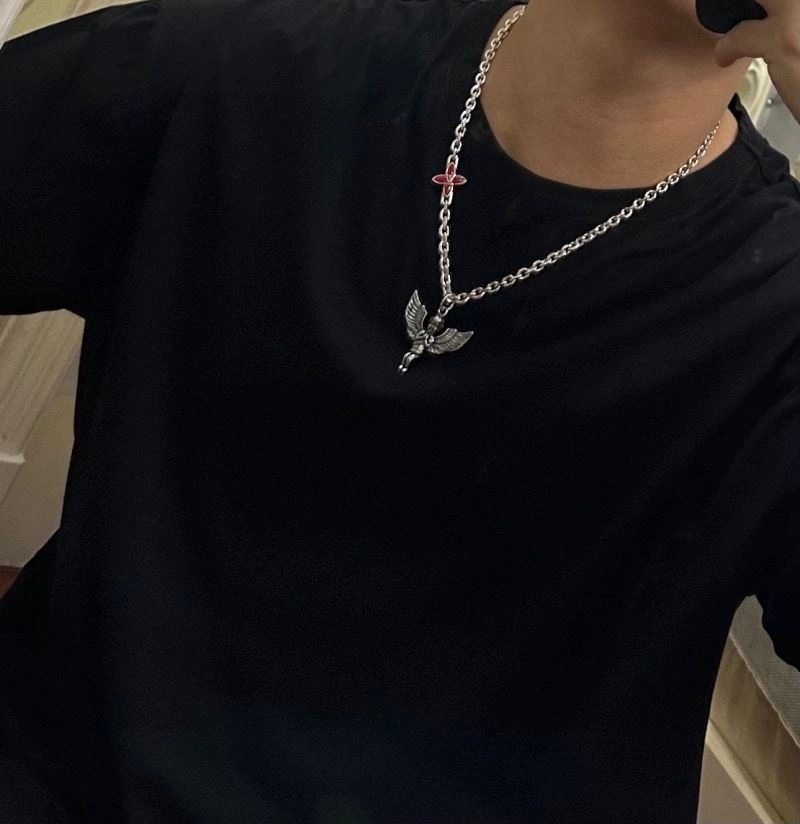 Louis Vuitton Necklaces Soft 250892