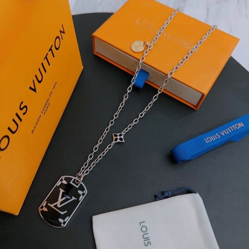 Louis Vuitton Necklaces MoistureWicking 250863