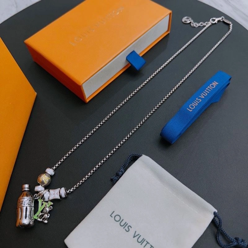 Louis Vuitton Necklaces Comfortable 250872