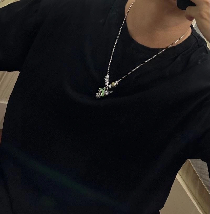 Louis Vuitton Necklaces Comfortable 250872