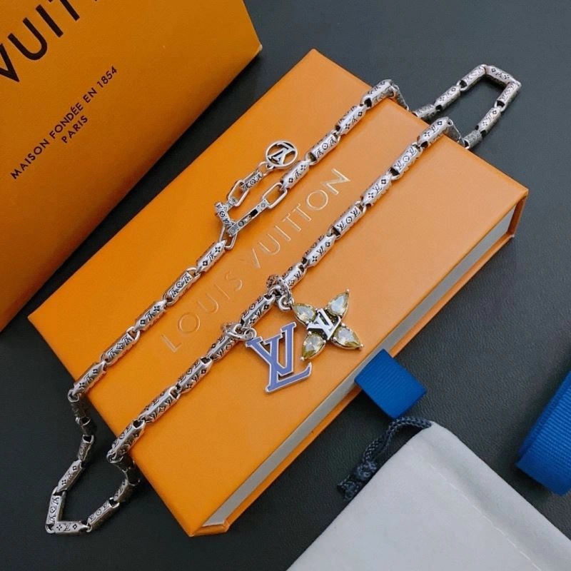 Louis Vuitton Necklaces GoodFit 250884
