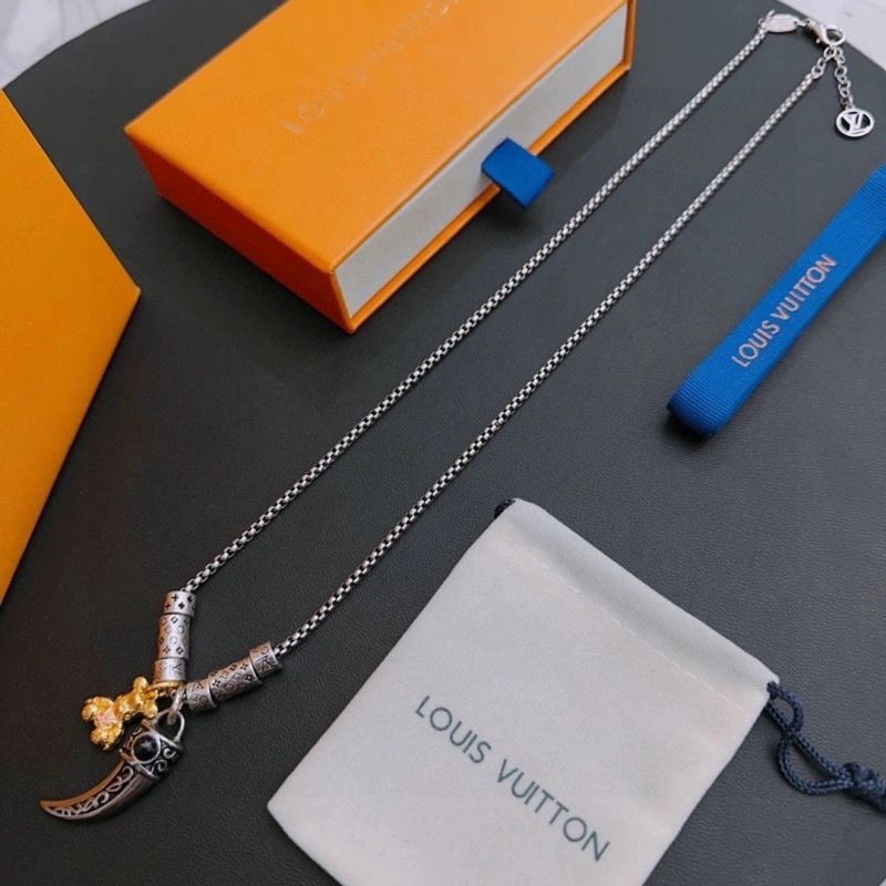 Unisex Louis Vuitton Necklaces 250888