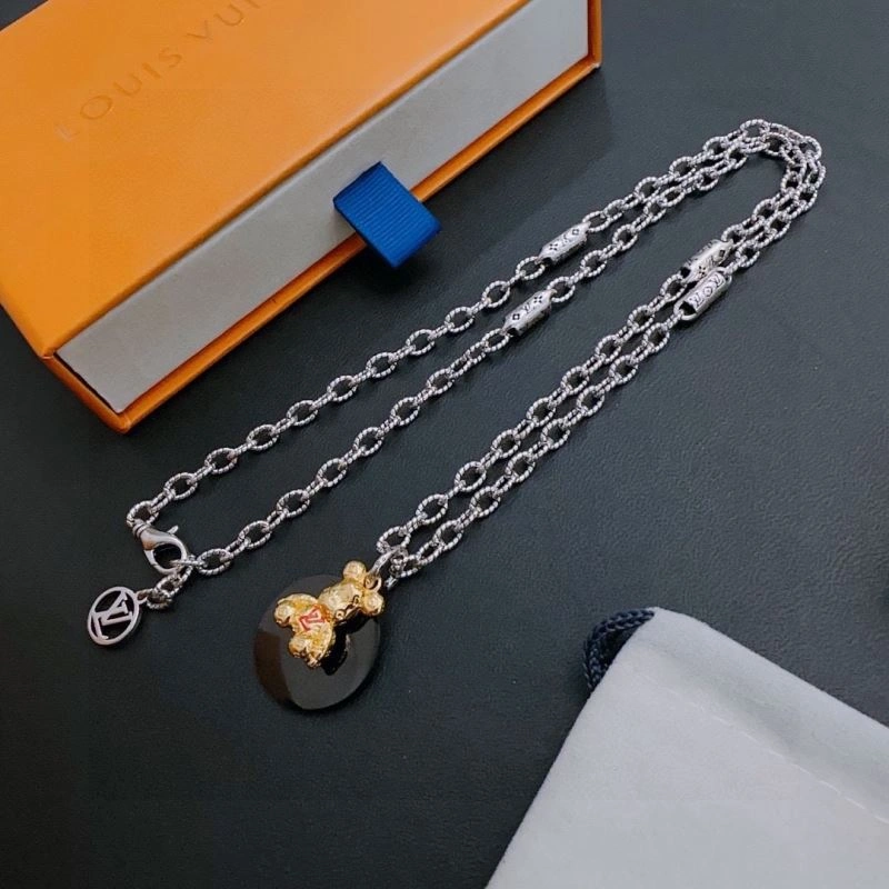TravelReady Louis Vuitton Necklaces 250875
