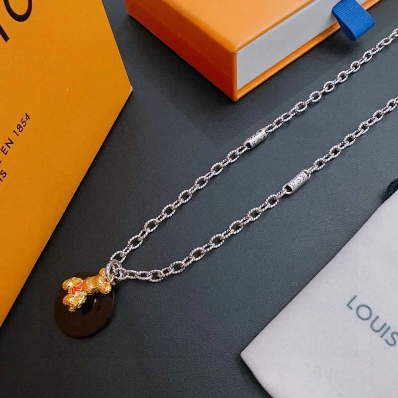 TravelReady Louis Vuitton Necklaces 250875