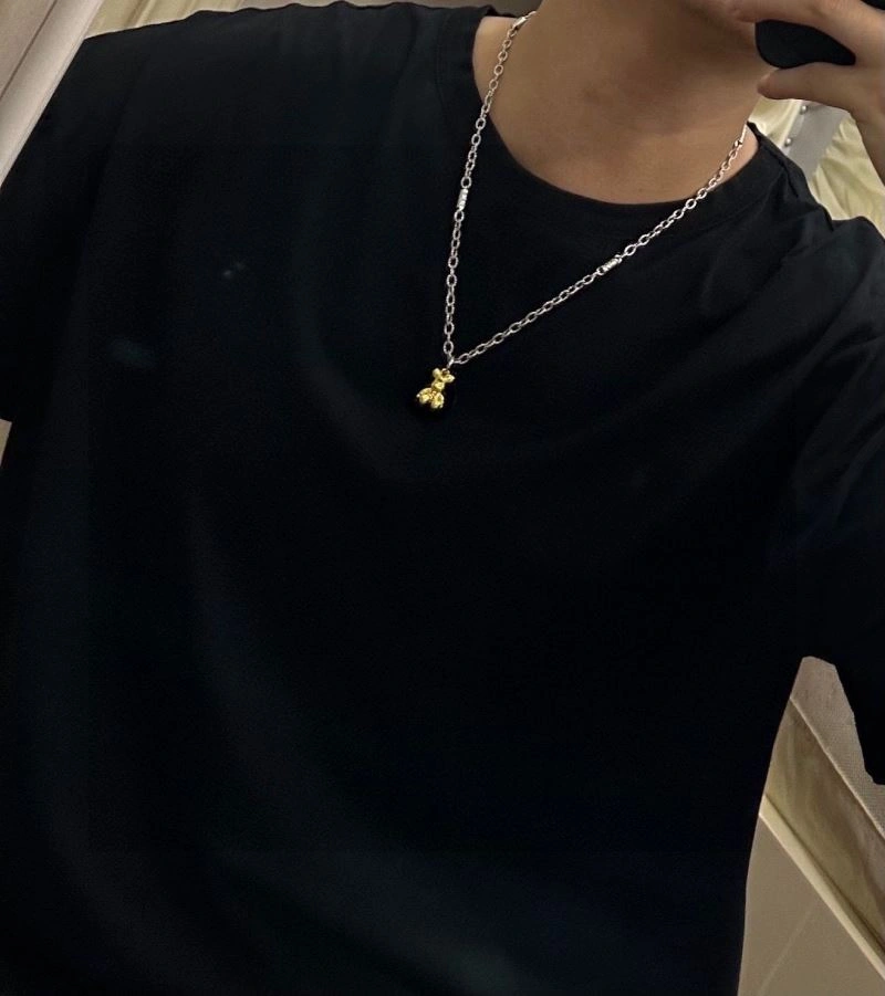TravelReady Louis Vuitton Necklaces 250875