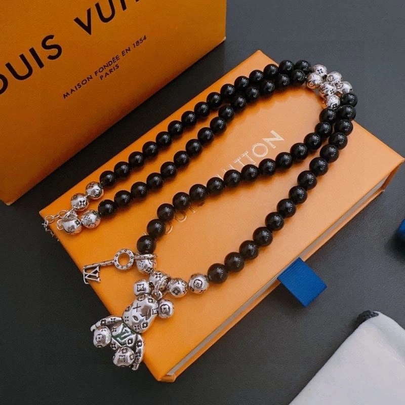 Louis Vuitton Necklaces Tailored 250885
