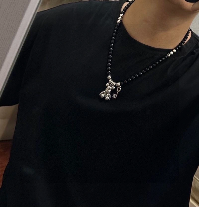 Louis Vuitton Necklaces Tailored 250885
