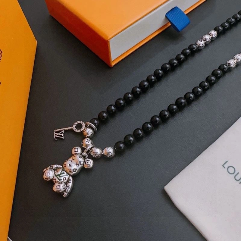 Louis Vuitton Necklaces Tailored 250885