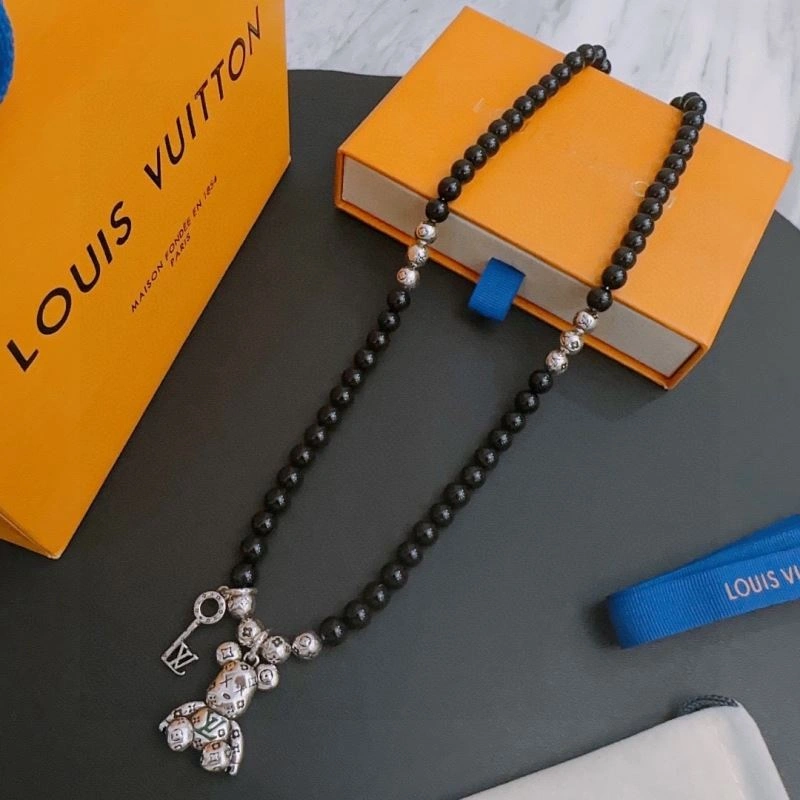 Louis Vuitton Necklaces Tailored 250885