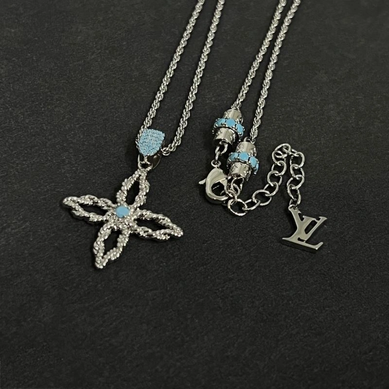 Louis Vuitton Necklaces Packable 250880