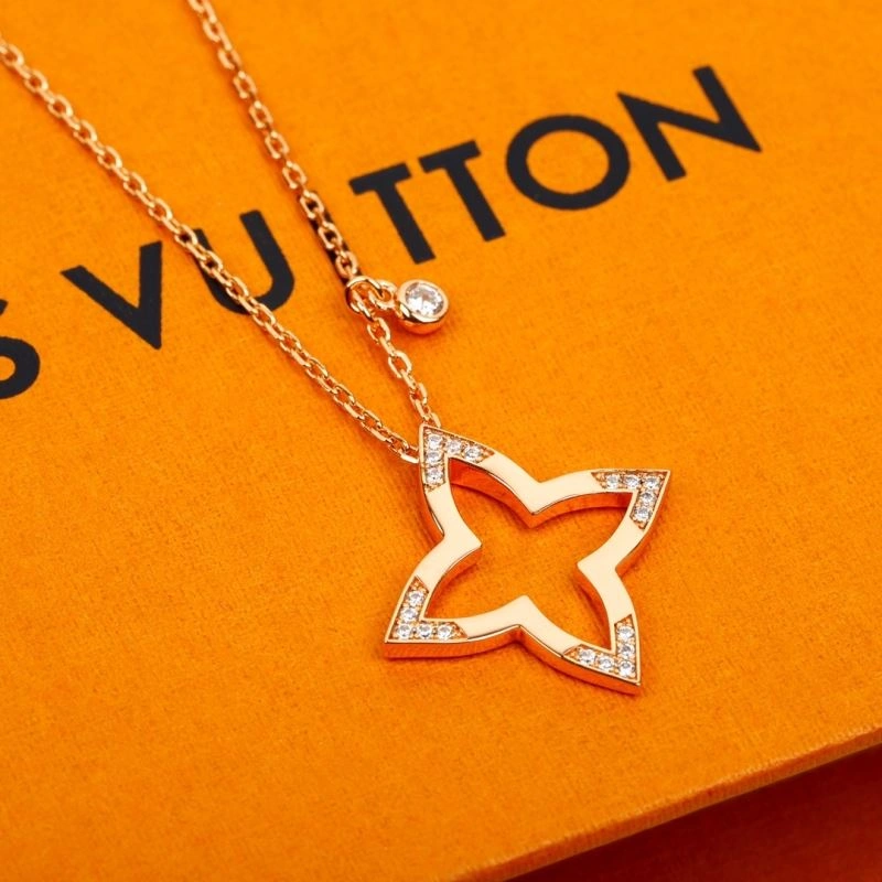 Sophisticated Louis Vuitton Necklaces 250868