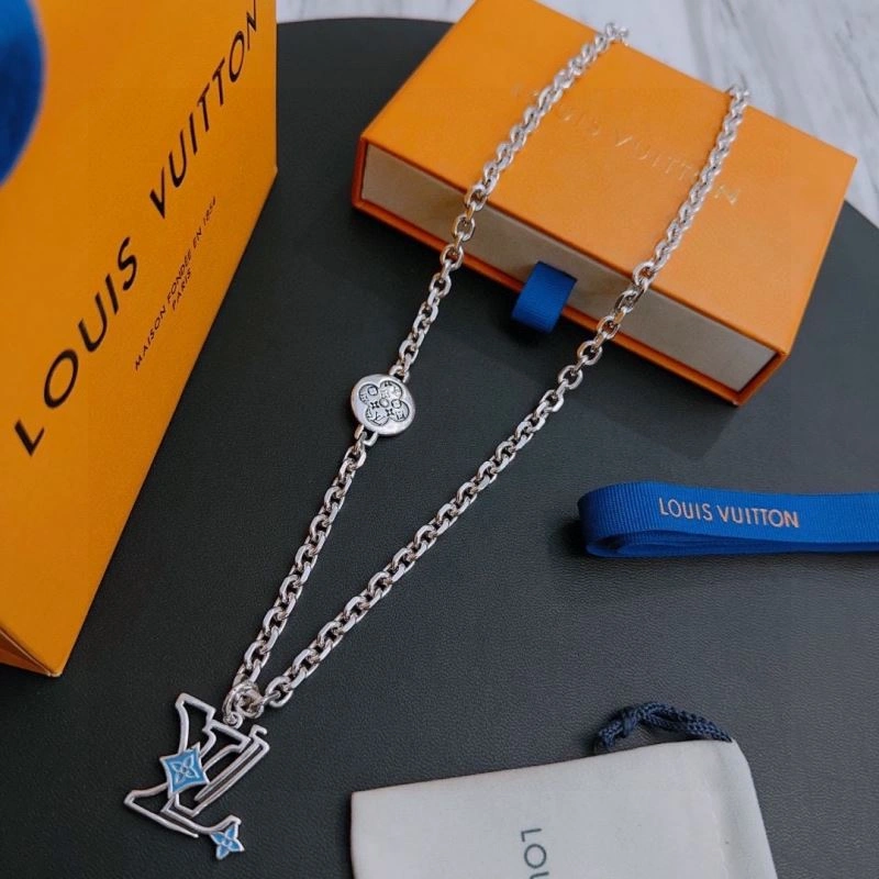 Louis Vuitton Necklaces Comfortable 250565