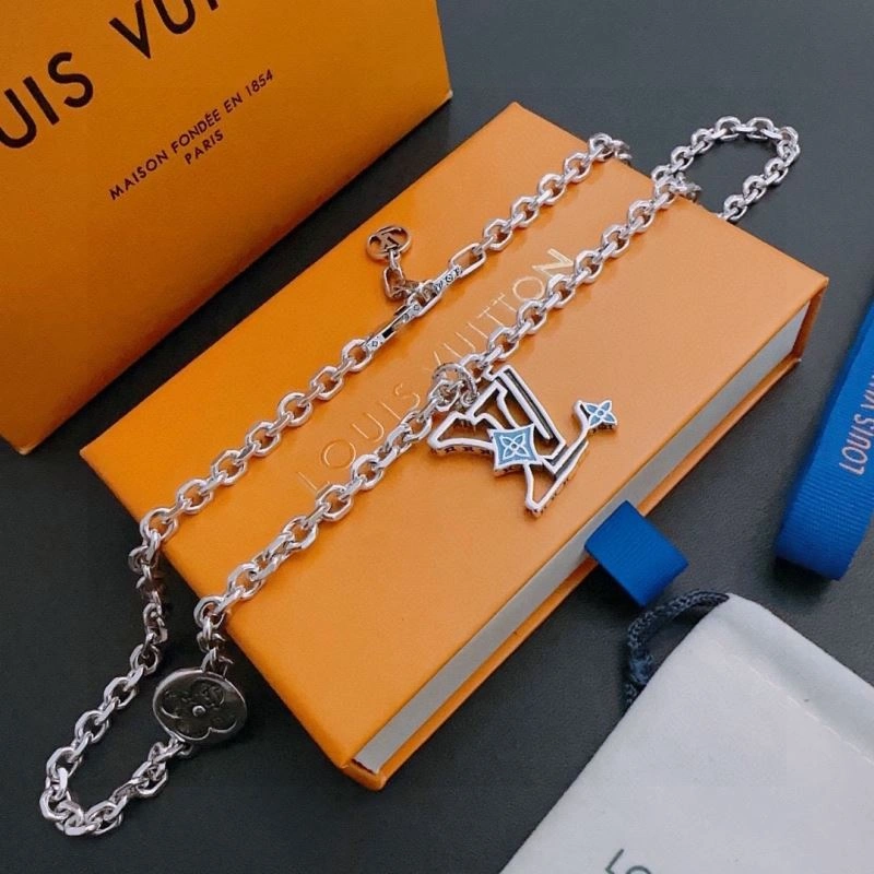 Louis Vuitton Necklaces Comfortable 250565