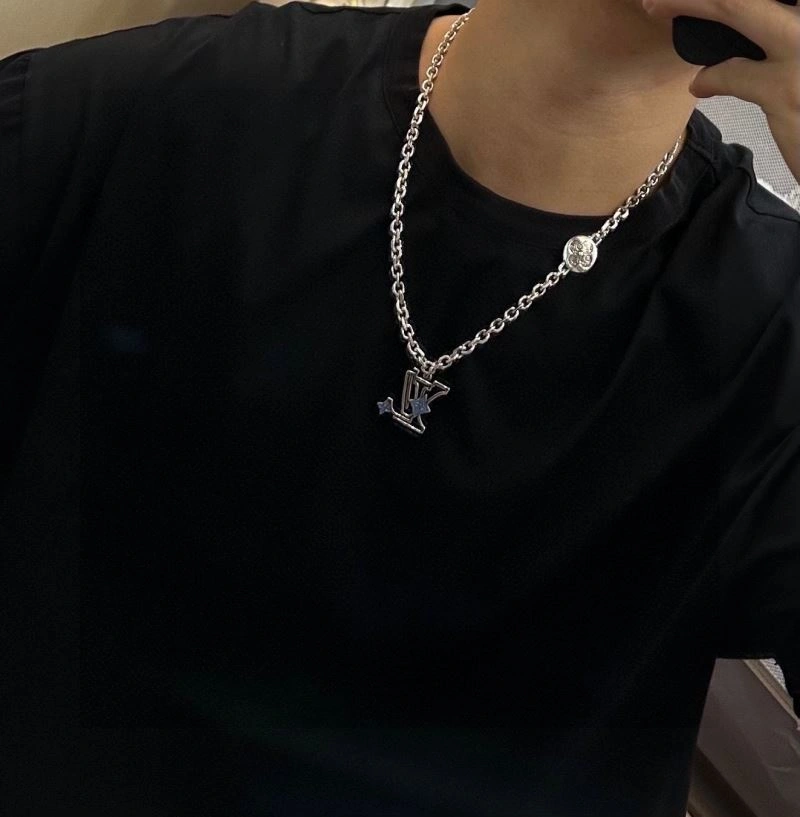 Louis Vuitton Necklaces Comfortable 250565