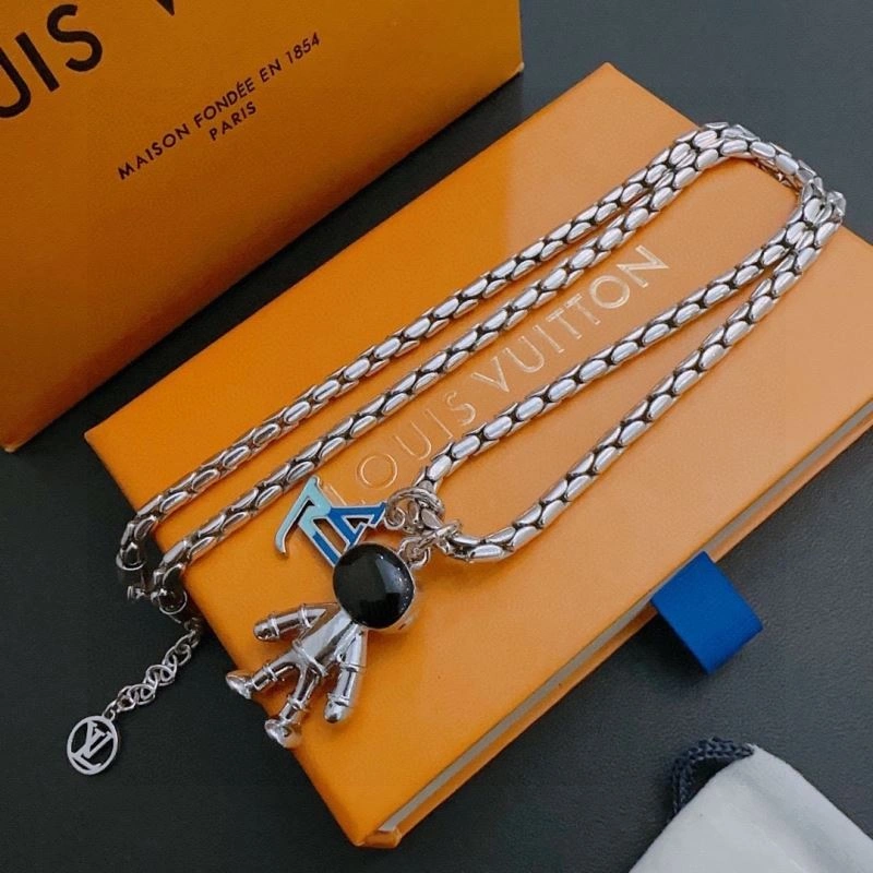 SoftTouch Louis Vuitton Necklaces 250549