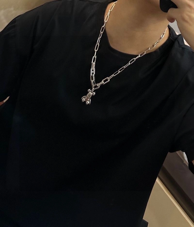 Louis Vuitton Necklaces FreshLook 250531
