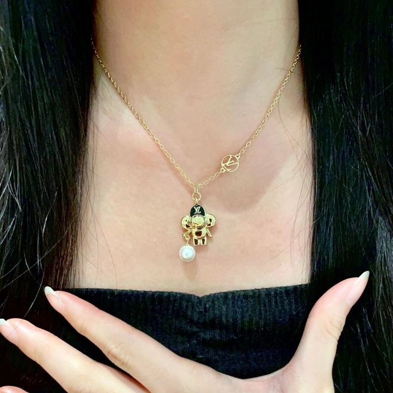 Louis Vuitton Necklaces Popular 250552