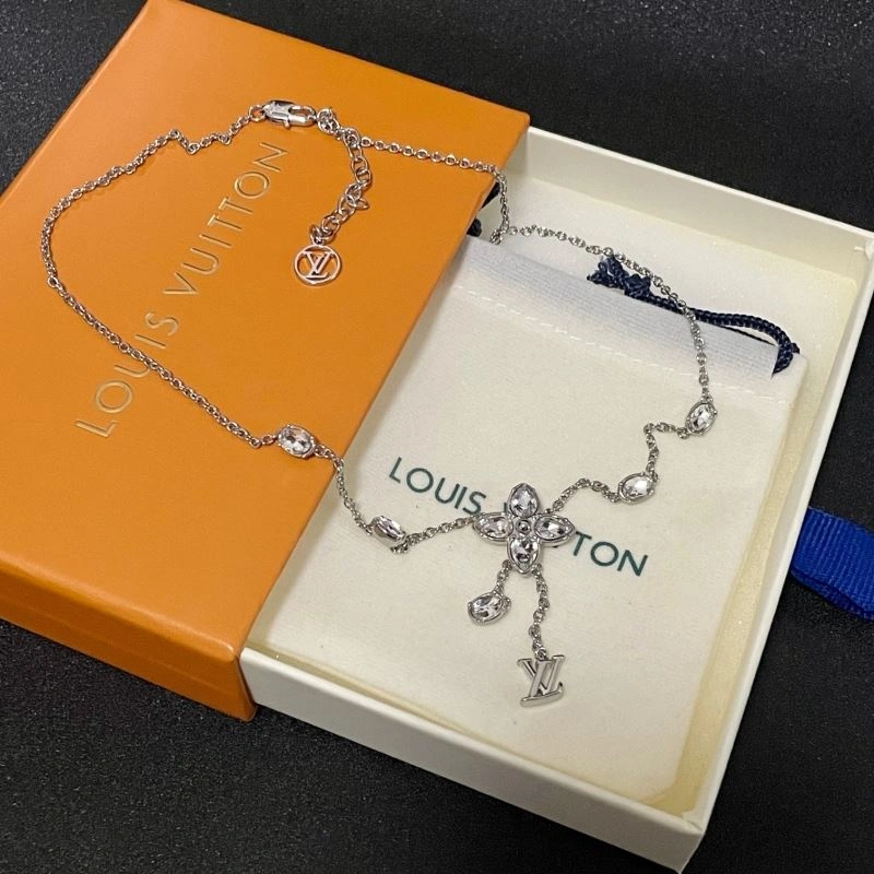 Louis Vuitton Necklaces Modern 250564