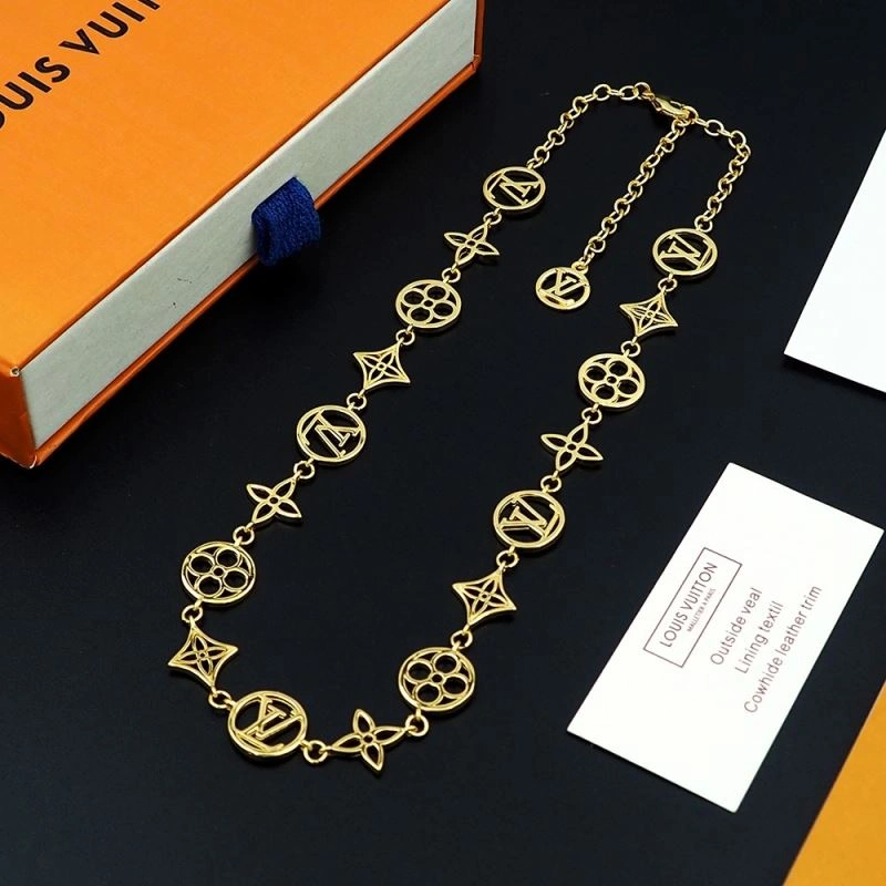 Louis Vuitton Necklaces Unique 250542